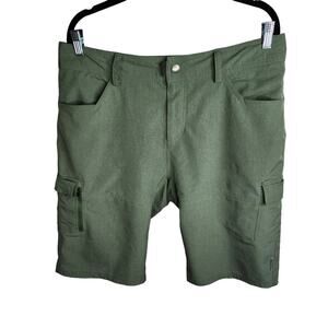 Club Ride Biking Shorts 13" Mens Size Large Green Adjustable Waist Cargo Pockets